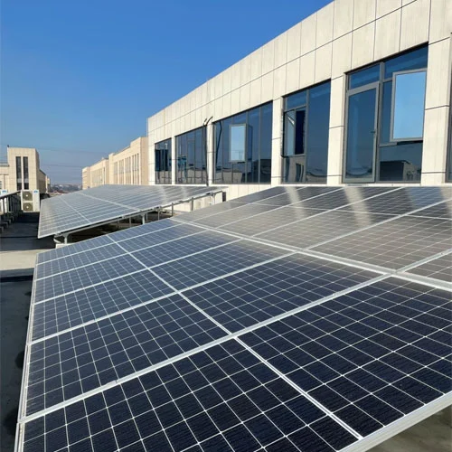 Panel Photovoltaic mengangkat dan kedudukan